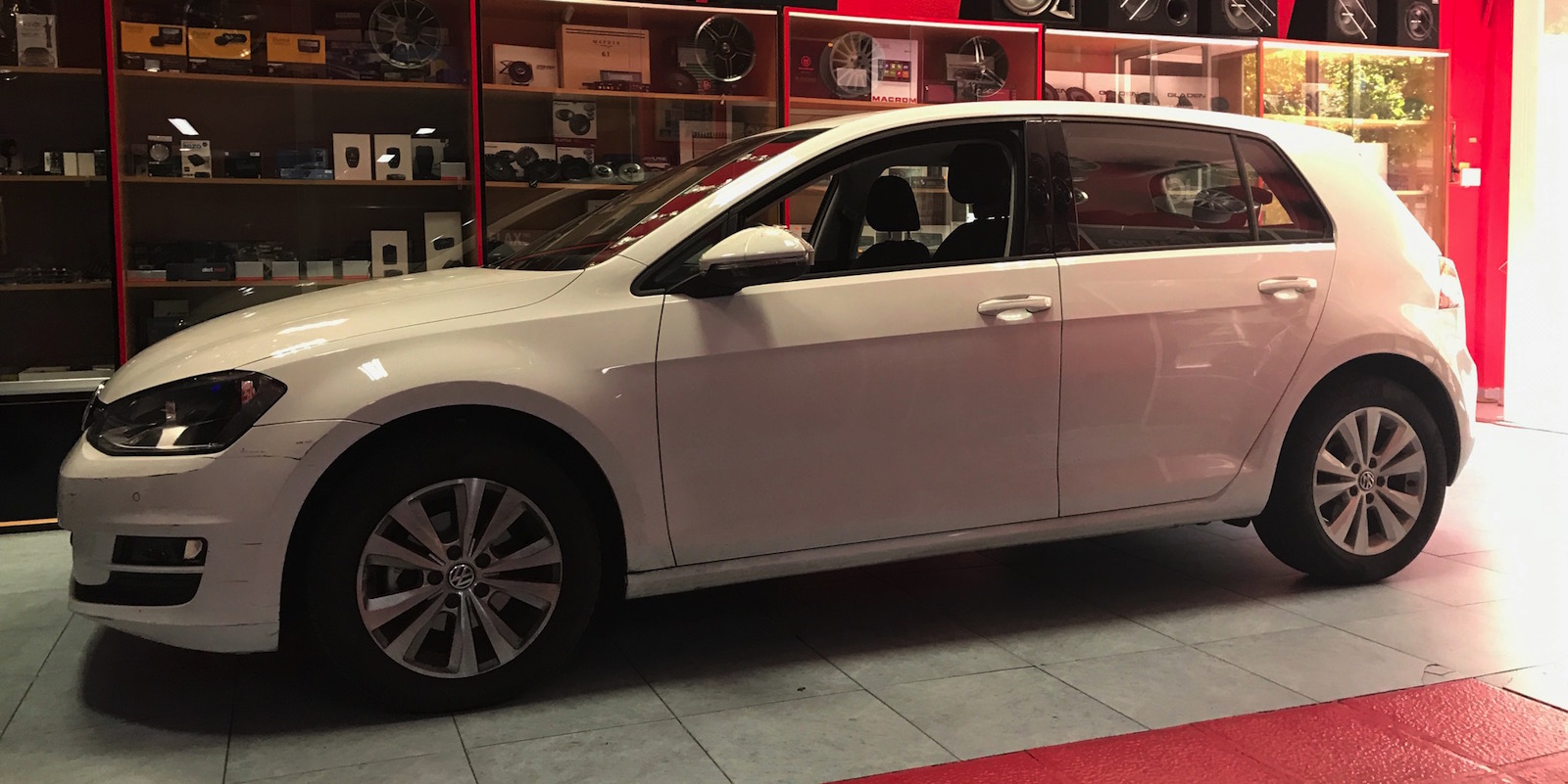 VW Golf VI Sistema de Seguridad Antirranque de Mandos de Proximidad y OBD