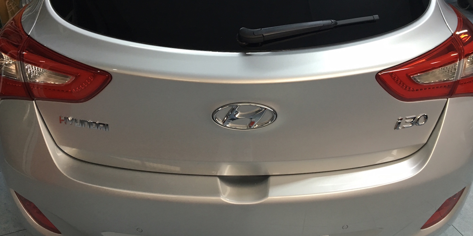 Hyundai i30 ( Insonorización de Puertas y maletero)