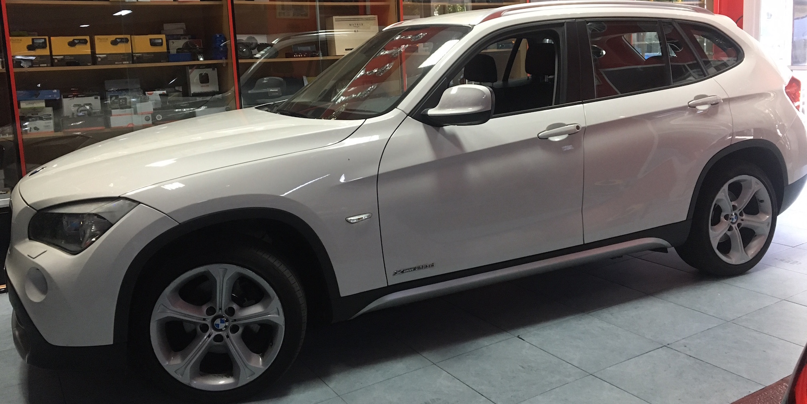 BMW X1 ( Sistema de Navegación y Multimedia OEM)