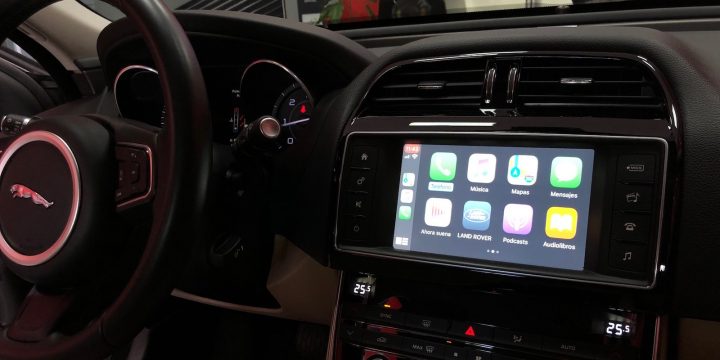 Carplay jaguar xe