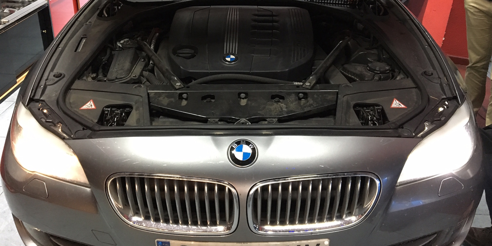 BMW Serie 5 ( Iluminación luz de cruce de Led )