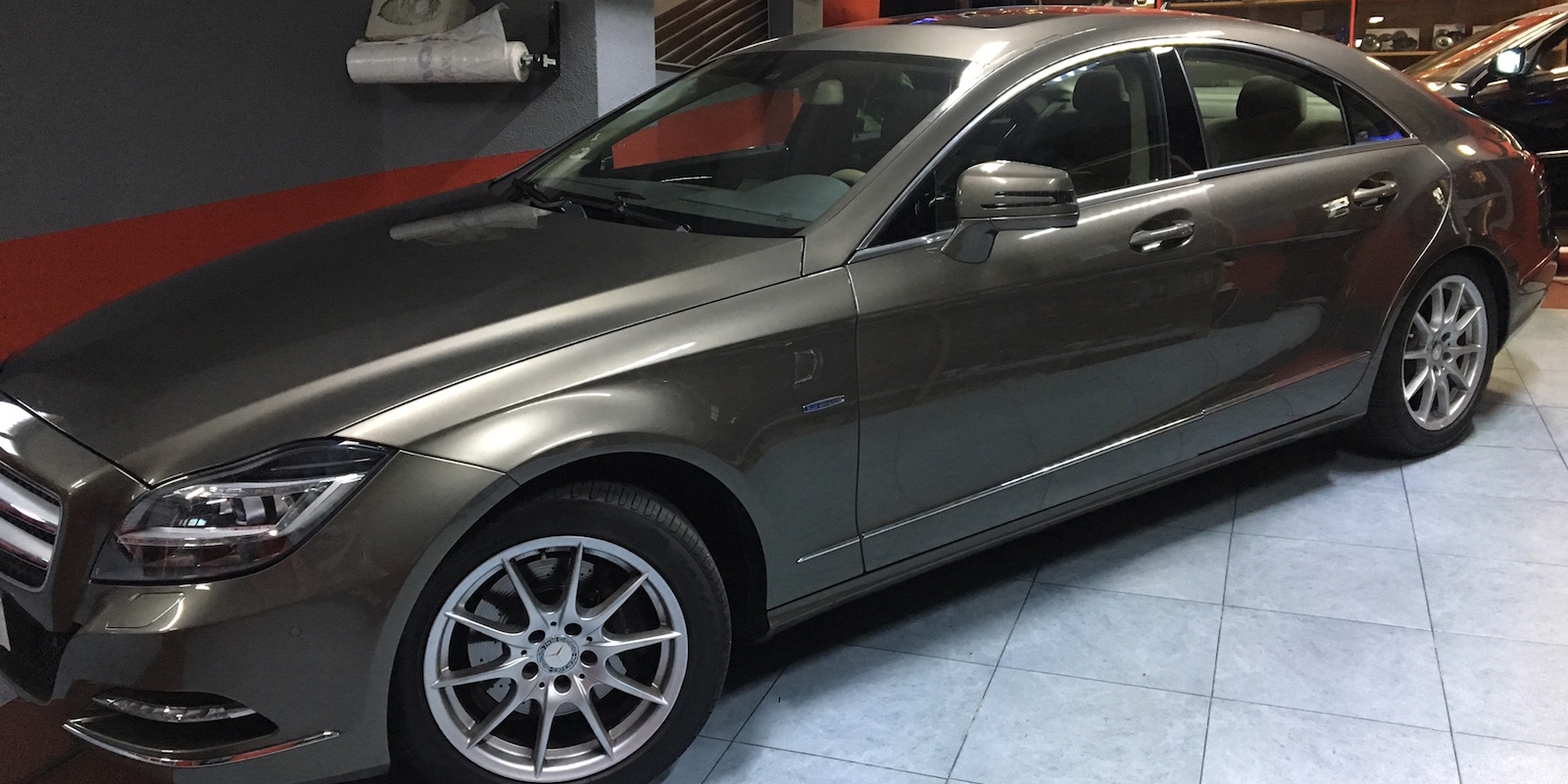Mercedes CLS ( Sistema de Seguridad ; Alarma Cobra , Tarjetas Antiarranque y OBD)
