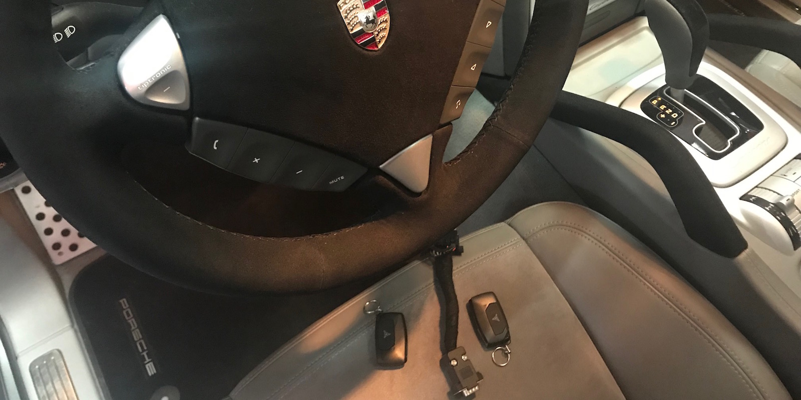 Porsche Cayenne Sistema de Seguridad Antiarranque y OBD