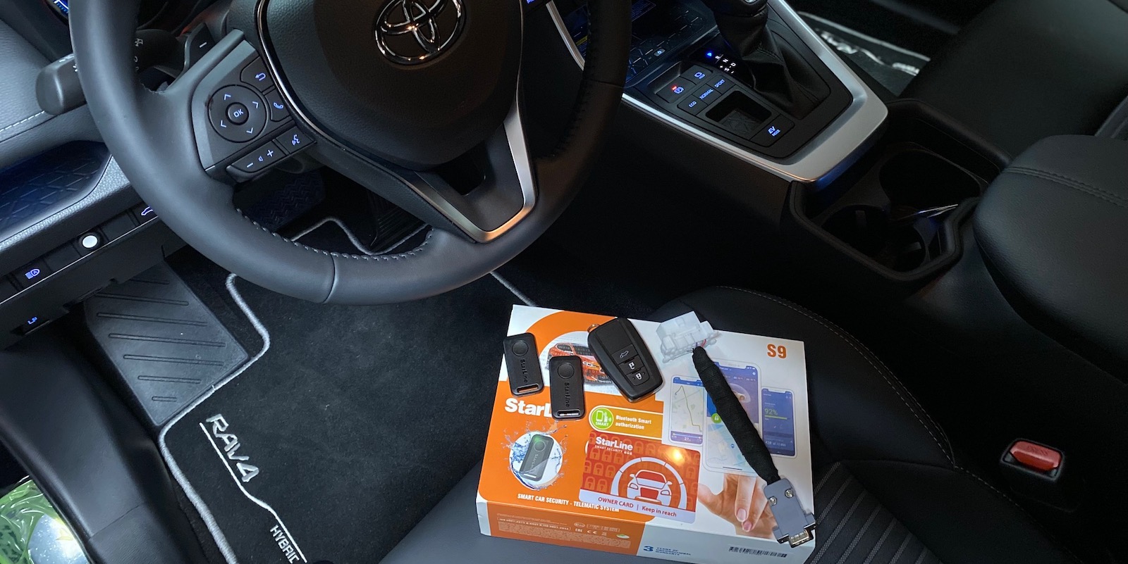 Toyota Rav4 Sistema de Seguridad StarLine S9 y Sustitución de OBD