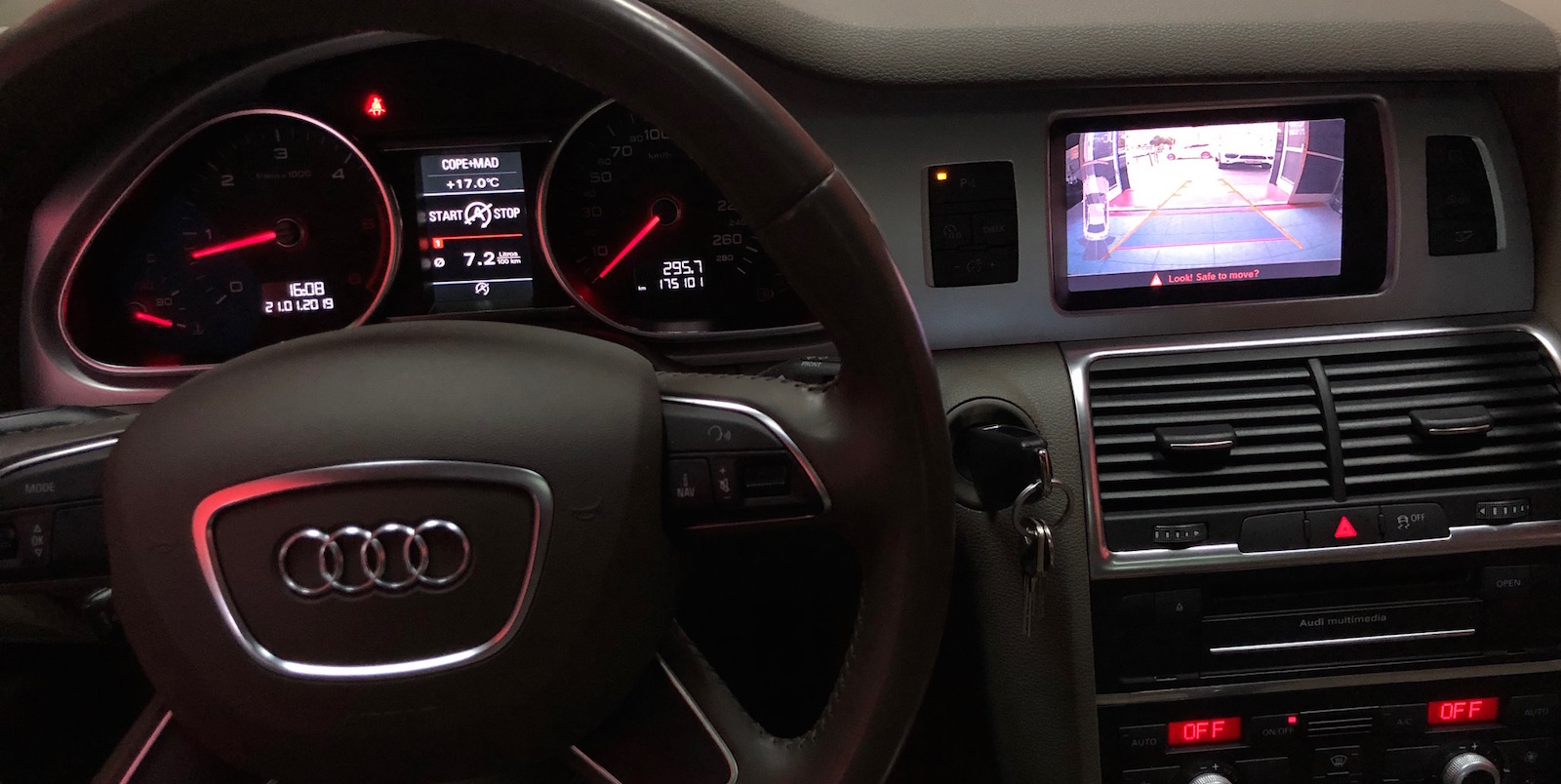 Audi Q7 Cámaras Delantera y Trasera