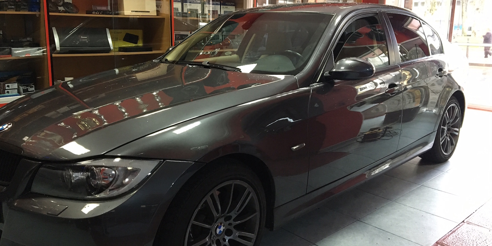 BMW Serie 3 E-90 (Sistema de Navegación y Multimedia OEM)