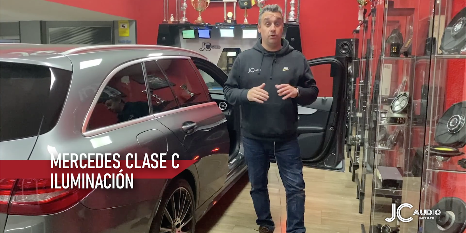 Mercedes Clase C: Iluminación Ambiente