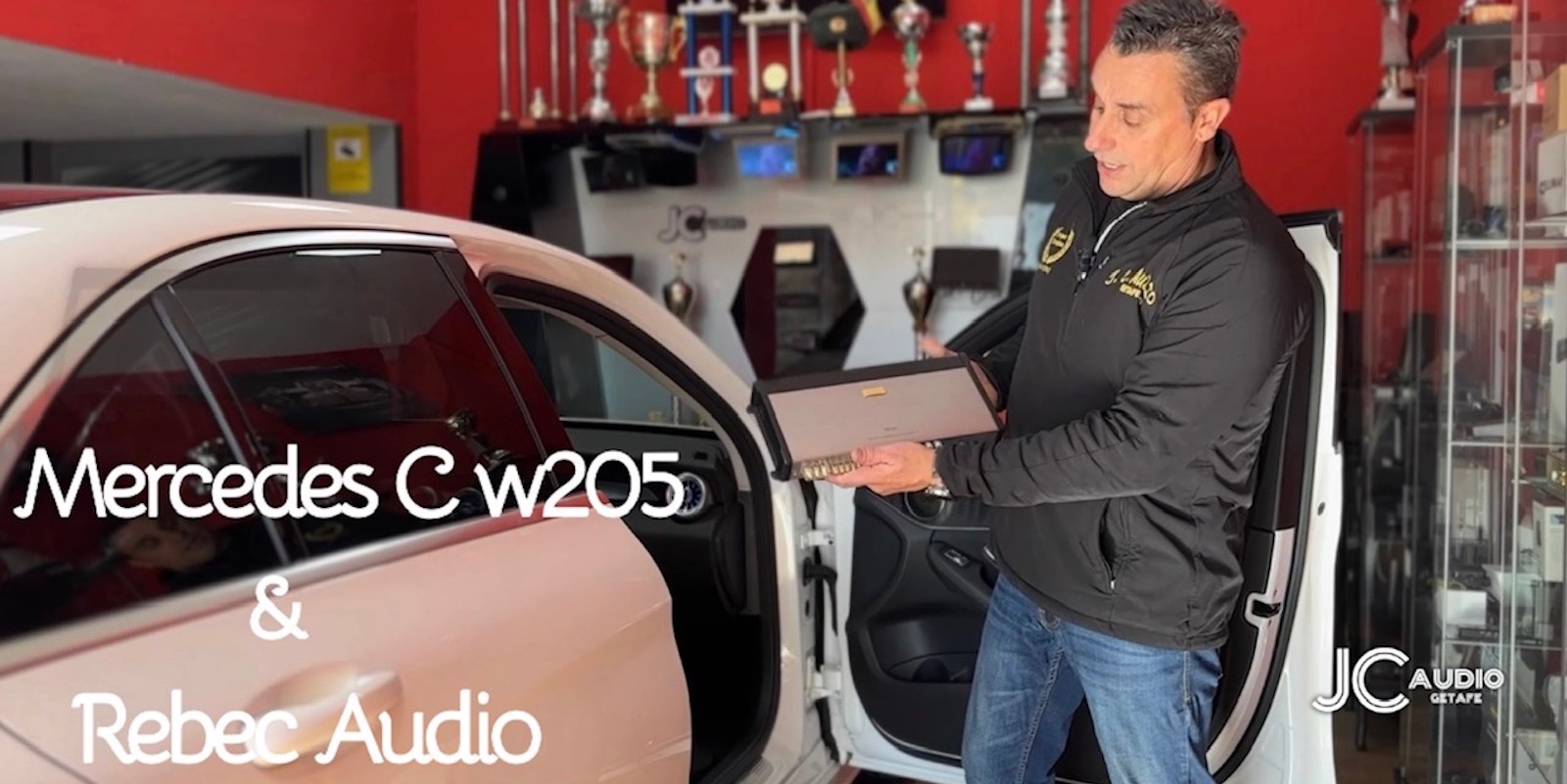 Mercedes C w205 & Rebec Audio